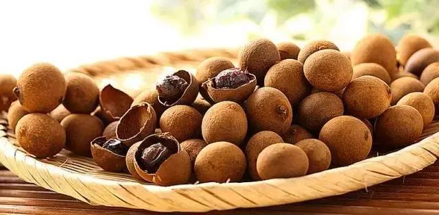 龙眼加枸杞治近视是否有成功案例,龙眼枸杞对近视有益吗