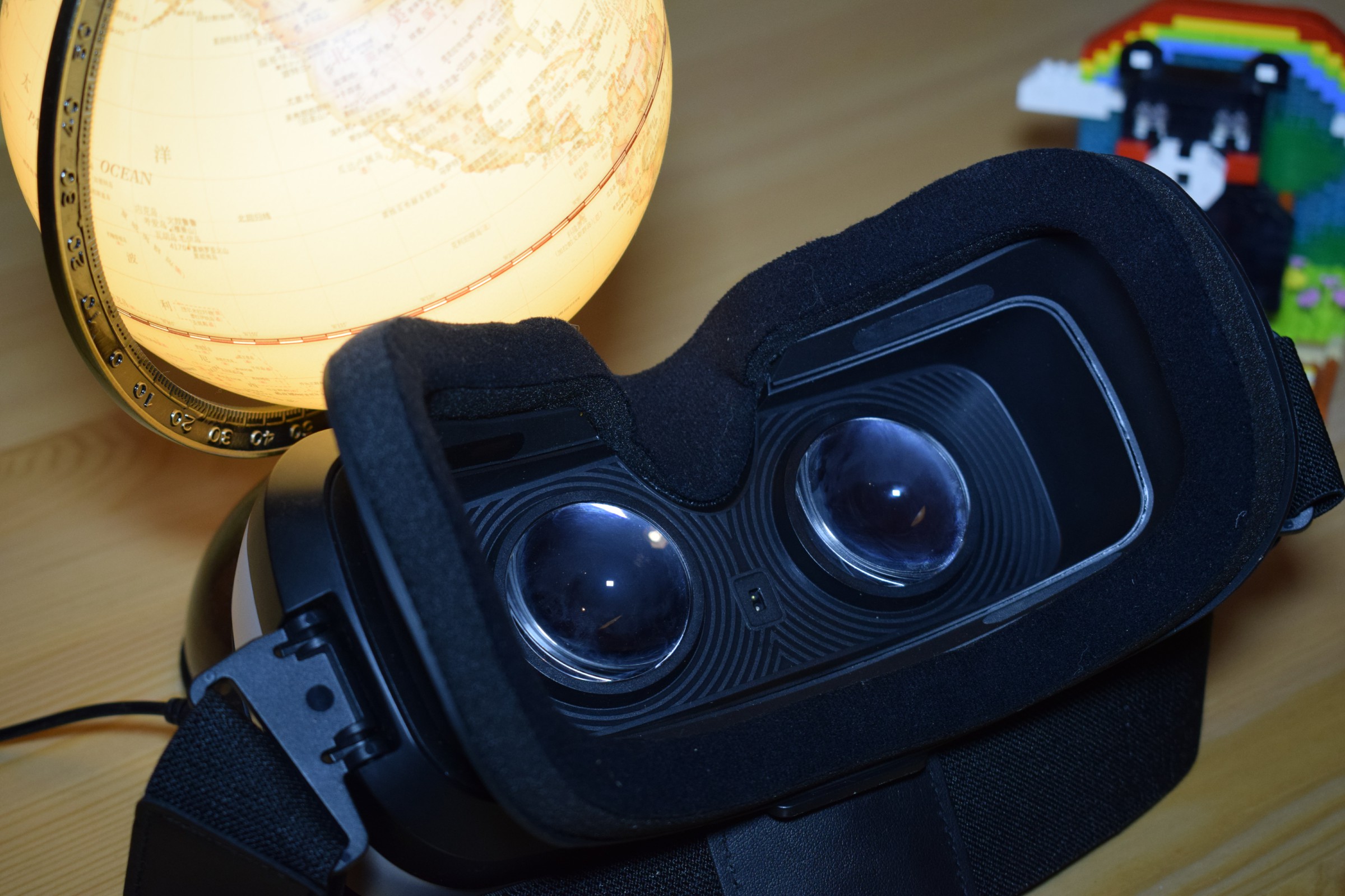 几百块钱的vr眼镜带手柄开箱,28元能买一台vr眼镜吗