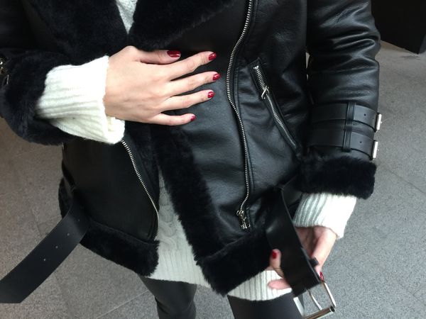 时尚韩国冬天旅游的流行穿搭街拍3套必备保暖单品