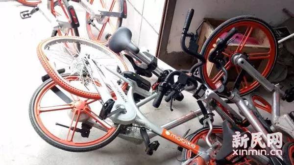 今朝上海｜嚇宁！34分钟狂开52公里，差头司机深更半夜白相“头文字D