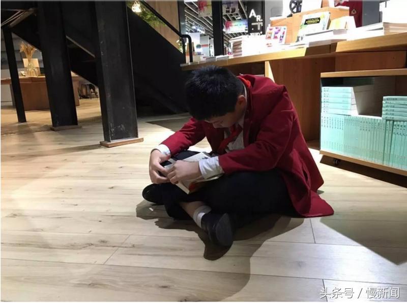 教室搬进书店教出来的孩子确实不一样