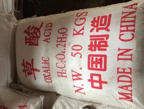 贴地砖残留水泥怎么处理,贴瓷砖溢出的水泥怎么剔除