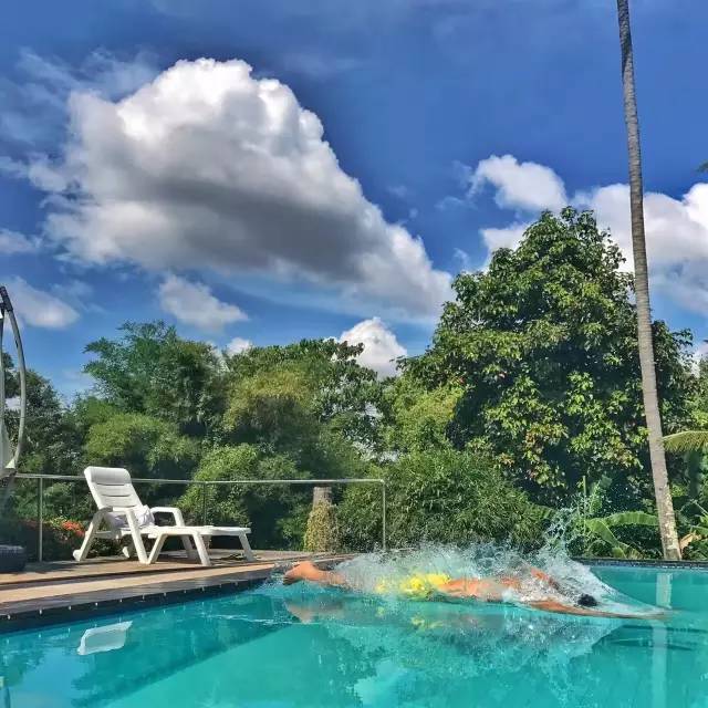 四川帅大叔暴改普吉岛民宿,用时4个月他活出了你最羡慕的样子