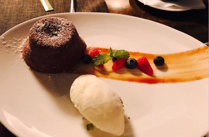 让你印象最深刻的牛排餐,新年的第一餐火锅