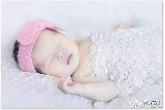 有一种崩溃的累叫宝宝日夜颠倒！想要一觉到天亮，赶紧来看！