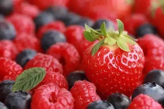 冬季上火喝什么茶去火效果最好,孕妈上火吃什么能降火