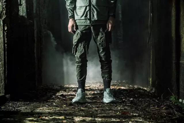 又好看又好穿的联名球鞋,那些时尚潮流圈的重磅联名球鞋