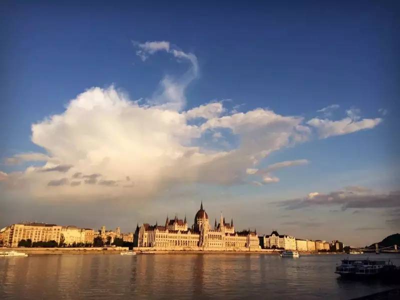 遇见|云的间隔年:她尝遍了每个异乡限时赠送的糖