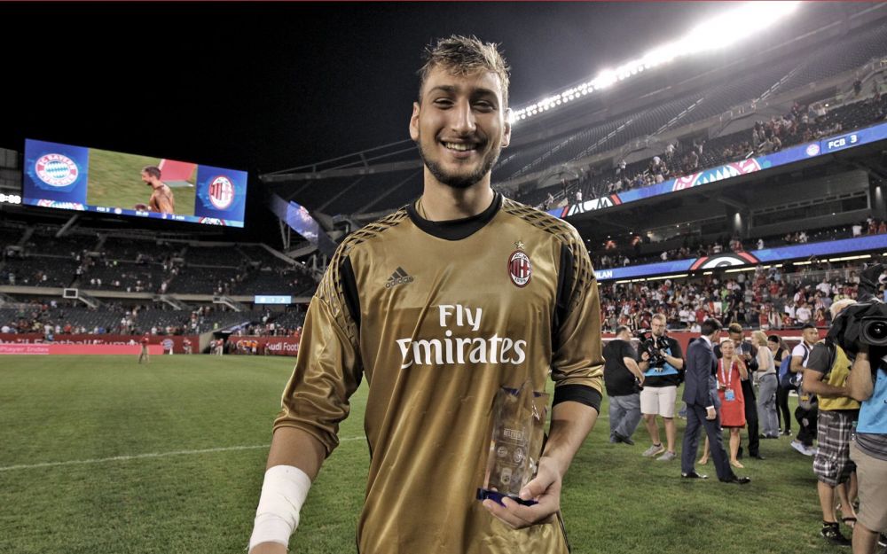 张玉宁奇迹复出,张玉宁19岁代表国家队进球视频