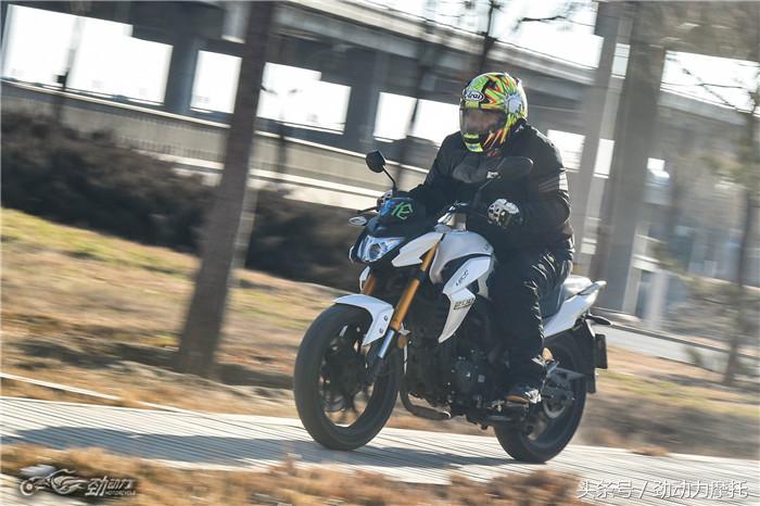 好玩的性能小钢炮,好玩儿不要钱的赛车