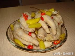 海鸡脚正确的吃法,鸡脚面条的神仙吃法