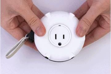 这个呆萌的甜甜圈插线板兼容各种形状插头，什么插头都能插！