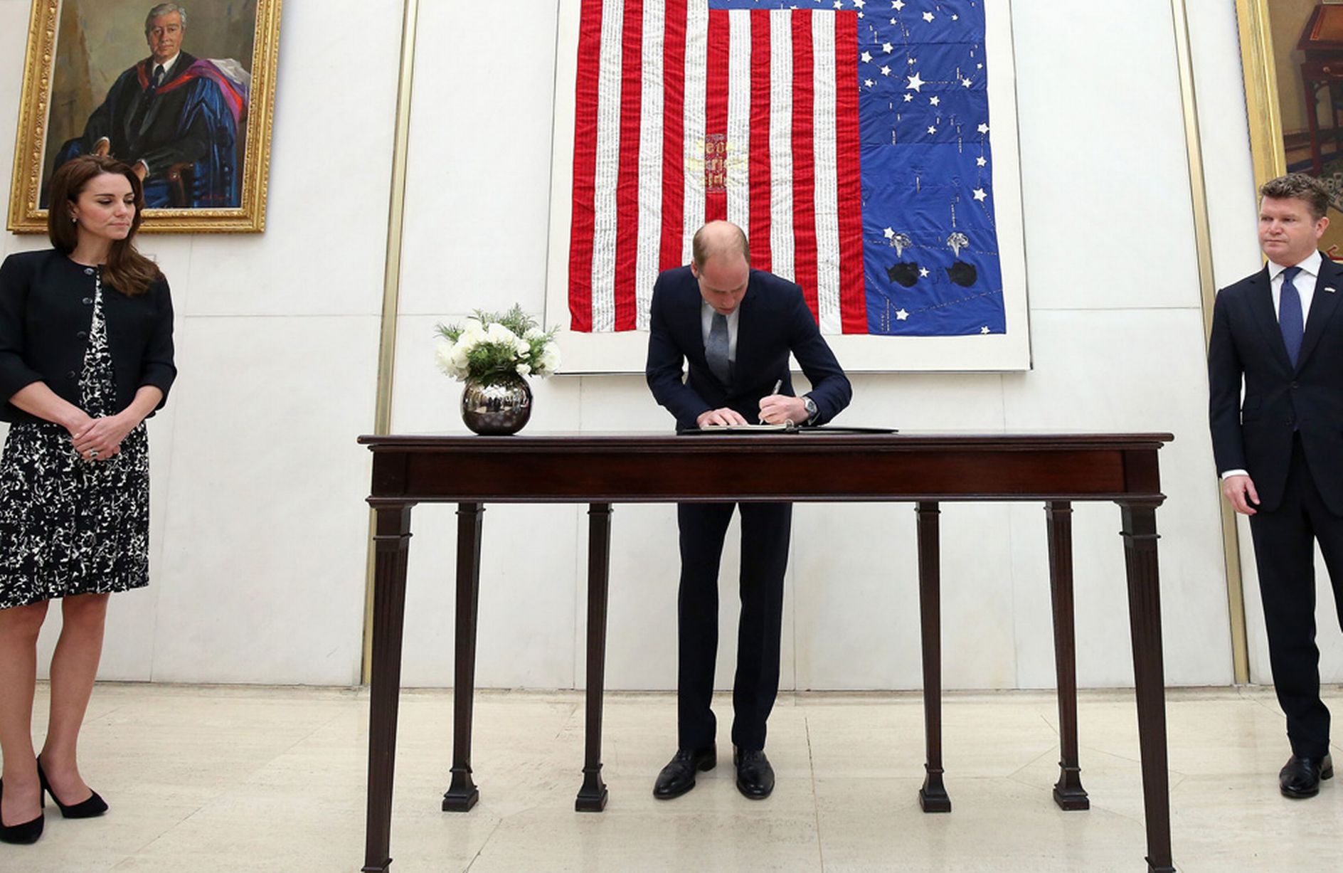 凯特王妃6件套,凯特王妃11套白色礼服