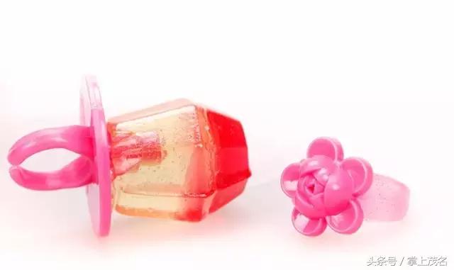 奇葩的零食卫生巾,奇葩零食卫生巾