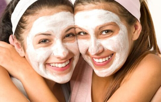 脸上长斑快速祛斑,脸上祛斑应该敷哪种面膜