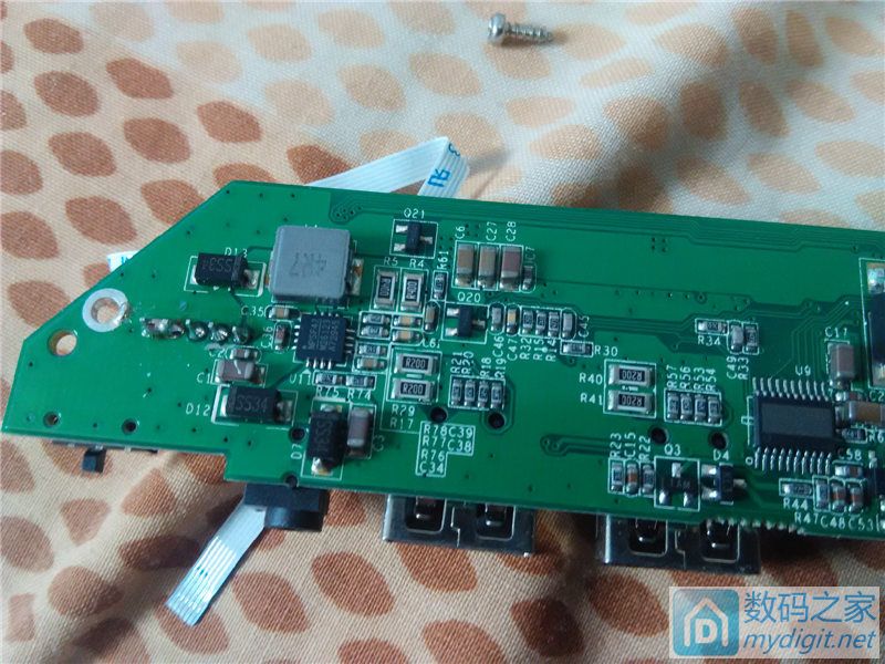 拆个老古董电池,拆个雅迪锂电池