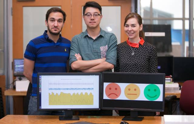 靠奢侈品提高身价蠢吗,靠奢侈品赚钱吗