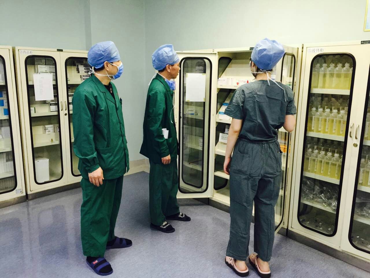 解放军306医院除夕之夜倒计时与正计时