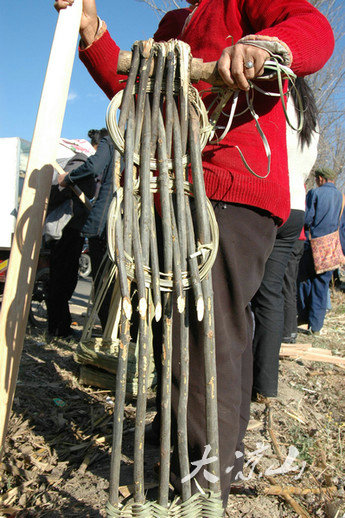德昌有个村庄3000年前农具嵌墙上当地欲办草坝场农耕文化节