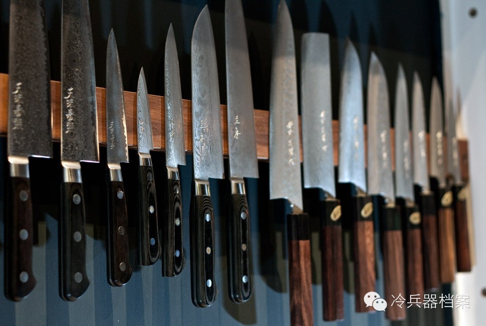 厨房冷兵器大比拼:德系VS日系