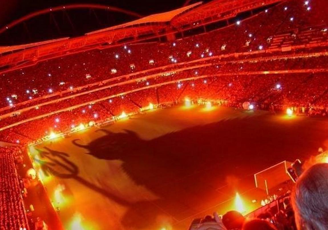 十大让人动容的球场,世界十大独特球场