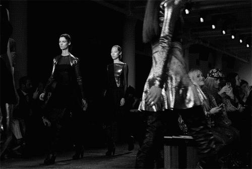 照着穿减龄又雅致,2017女装流行色