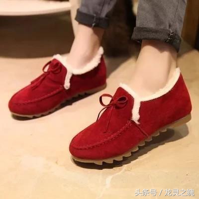 里面毛毛外面皮的衣服怎么洗,绒毛上的泥污怎么去