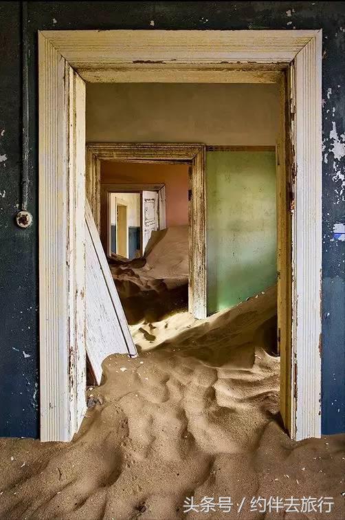 世界尽头与冷酷仙境如何阅读,纳米比亚黑暗天空