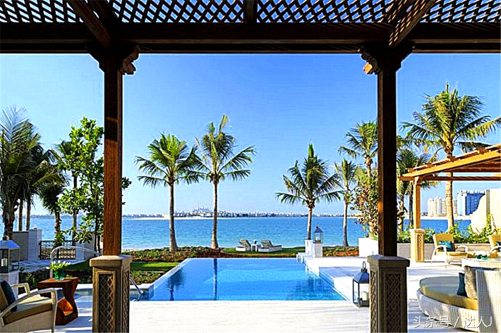 沙漠上的超级绿洲迪拜,迪拜沙漠上的奢华之都