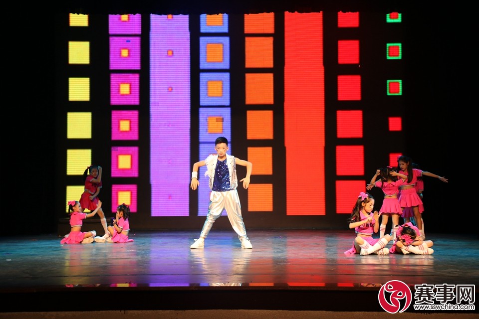 赛事网春晚录制圆满结束，正月初一至初三请锁定福建教育电视台