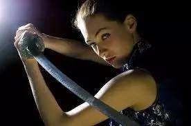 肛周脓肿到肛瘘一般多久,肛周脓肿到肛瘘多久可以手术