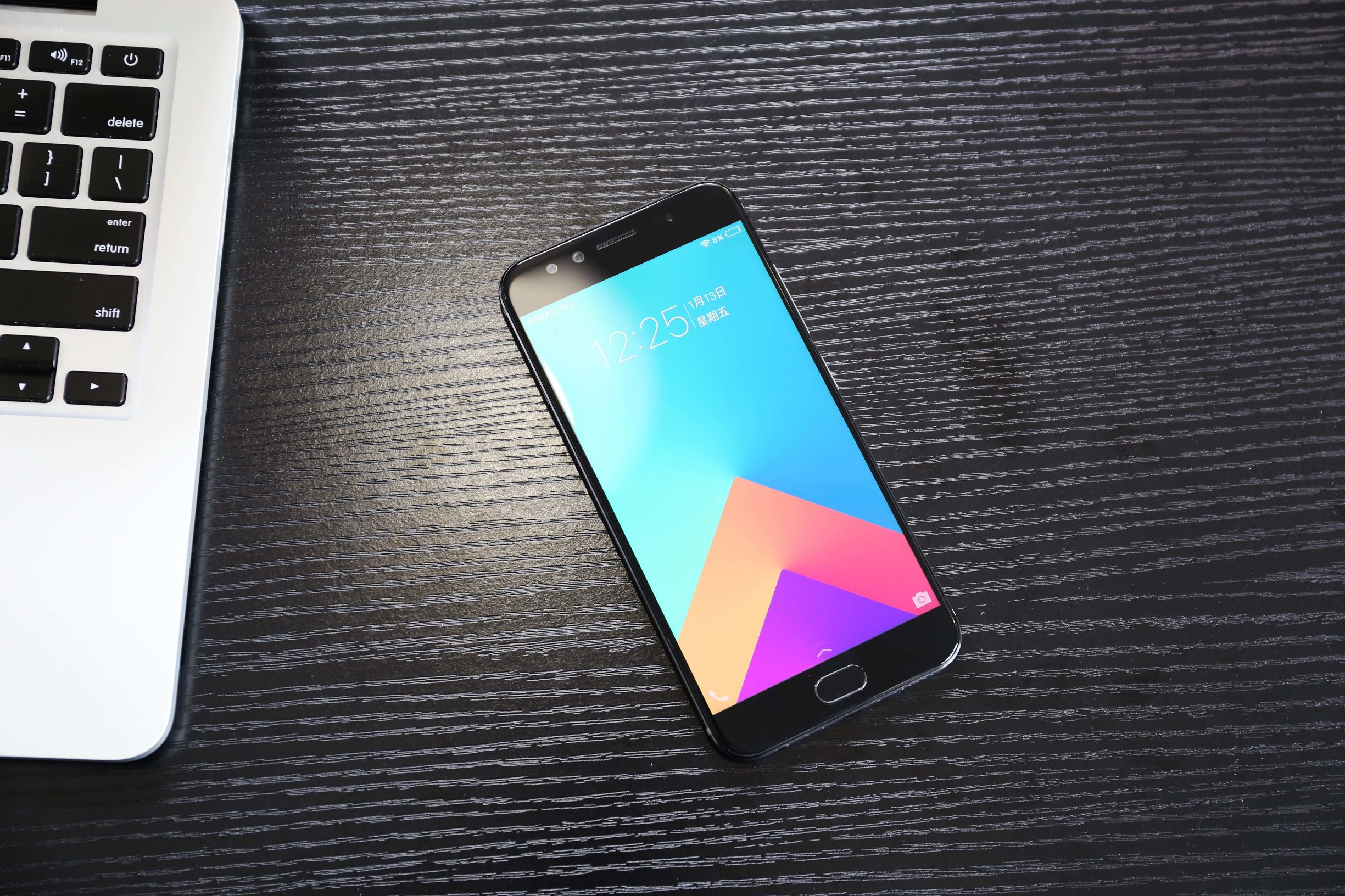 vivox9plus星空灰和黑色哪个好,vivox9星空灰跟金色尺寸一样