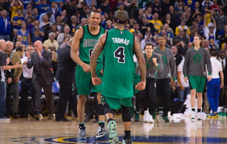 巅峰小托马斯单打库里,地表最强175小托马斯末节29分