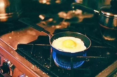 煎鸡蛋做出你喜欢的样子,如何做出好吃的煎鸡蛋
