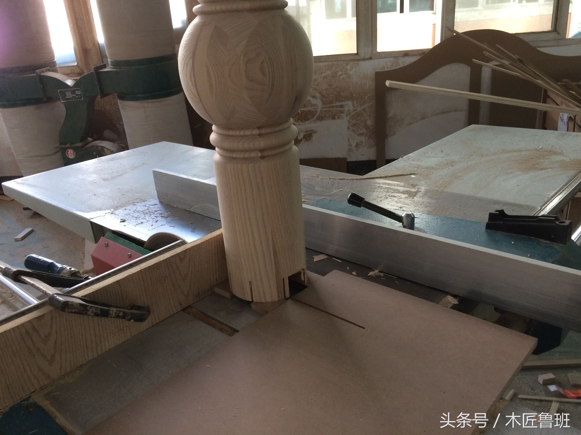 榫卯圆餐桌设计与构造图解,轻奢风格圆形实木餐桌效果图