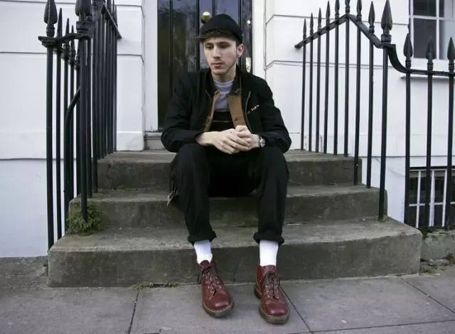 防滑耐磨又保暖的马丁靴推荐,马丁靴的酷炫帅气百搭的时尚单品