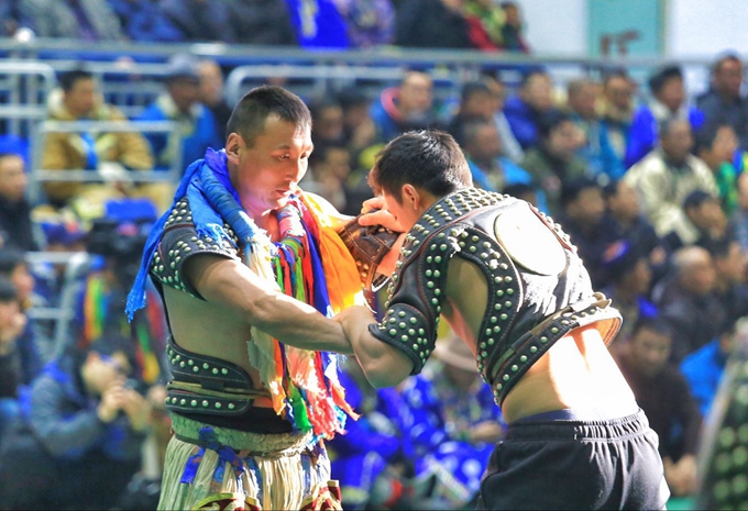蒙古最精彩的竞技比赛,蒙古国搏克竞技