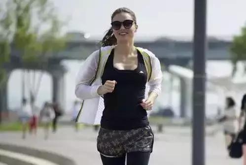 冬季零下7度跑步穿什么,各季节跑步穿搭