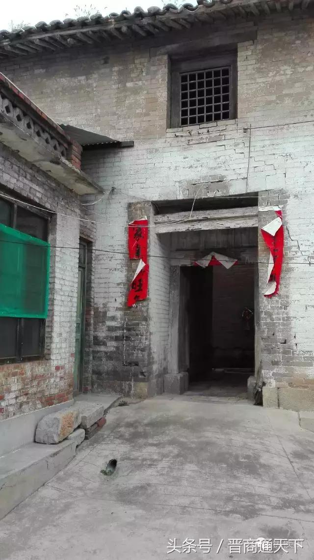 钟灵秀图片,钟灵秀一字马