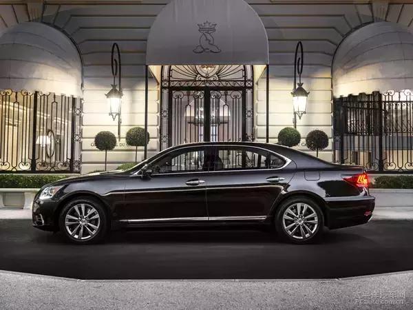 谦谦君子亦需V8！雷克萨斯LS家族历史