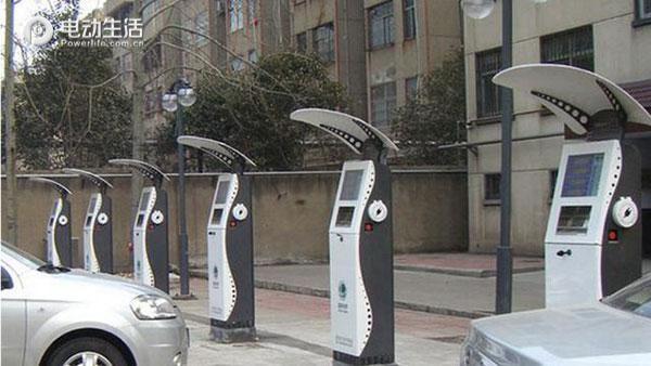 eu260车主,北汽eu260车主用车感受