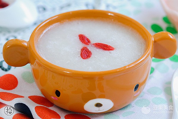 冰糖雪梨银耳糖水,银耳雪梨浆做法