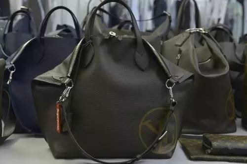 supremelv联名所有单品,lvxsupreme