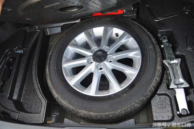 2015款凯美瑞雷克萨斯前脸 (凯美瑞豪华版前格栅)