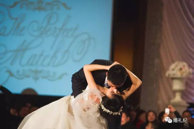 结婚订酒店和婚庆一般多少预算,办婚礼一般提前多久订酒店