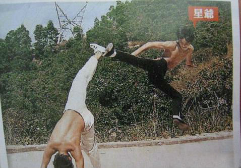 周星驰李小龙先生,周星驰跟李小龙比成就