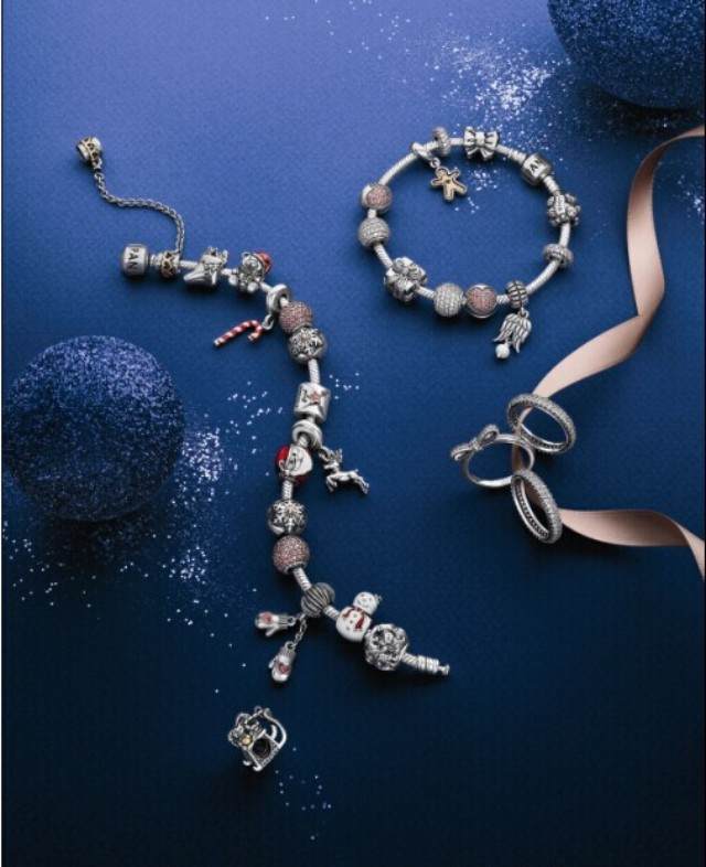 掉进盒子里的东西,掉进海绵宝宝的洞里