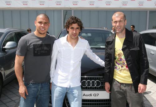 皇马银河战舰的队长,银河战舰皇马球星座驾