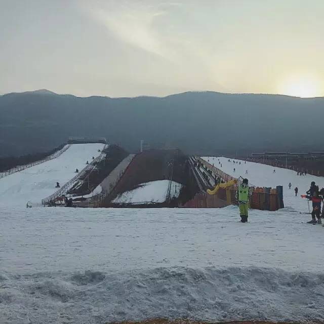 海淀区玩雪,适合寒假出游玩雪的地方