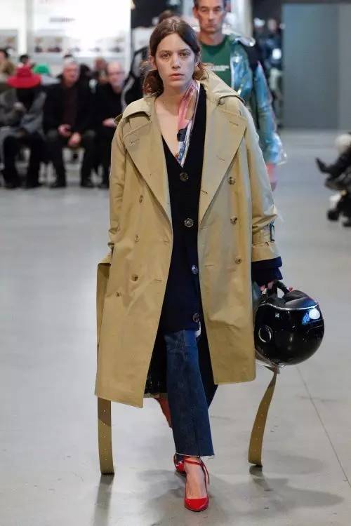 vetements最新款,vetements经典款